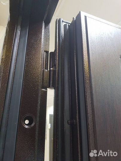 Морозостойкие входные двери от фабрики