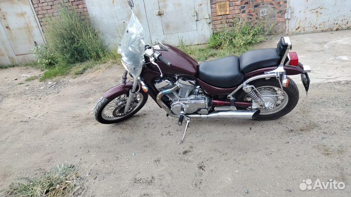 Suzuki Intruder vs750