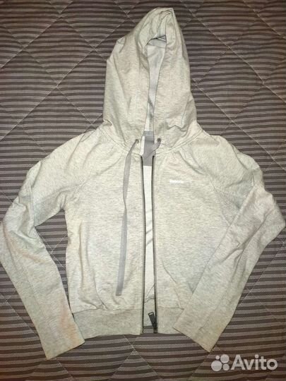 Спортивная одежда