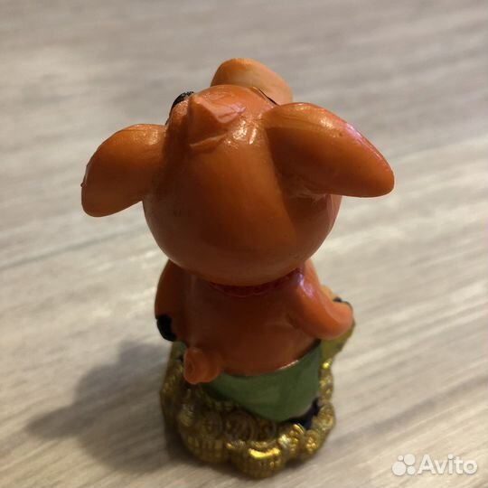 Фигурки Свинки (свиньи, хрюшки)