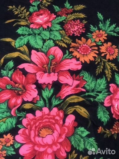 Павловопосадский платок шаль