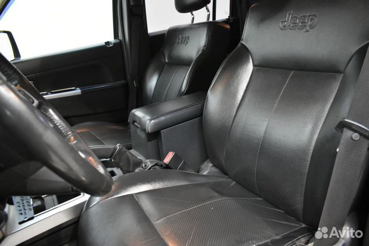 Jeep Cherokee, 2010