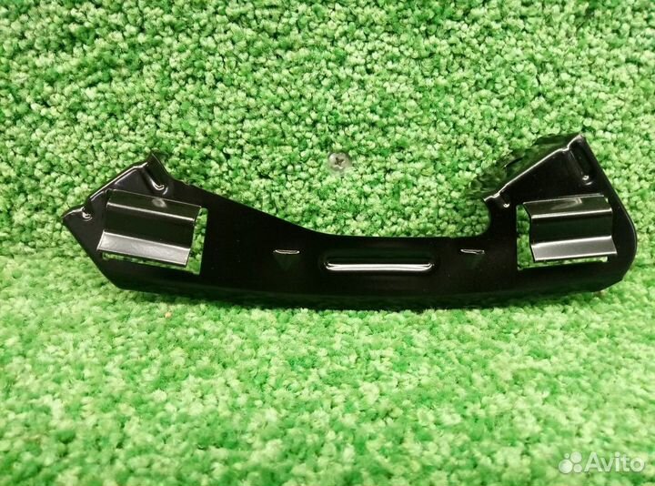 Кронштейн бампера Hyundai Accent 86584-1E000 правы