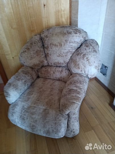 Диван и 2 кресла бу