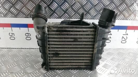 Радиатор интеркулера skoda fabia 2 (XEA27KC01)