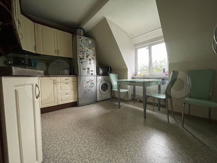 2-к. квартира, 40 м², 2/2 эт.