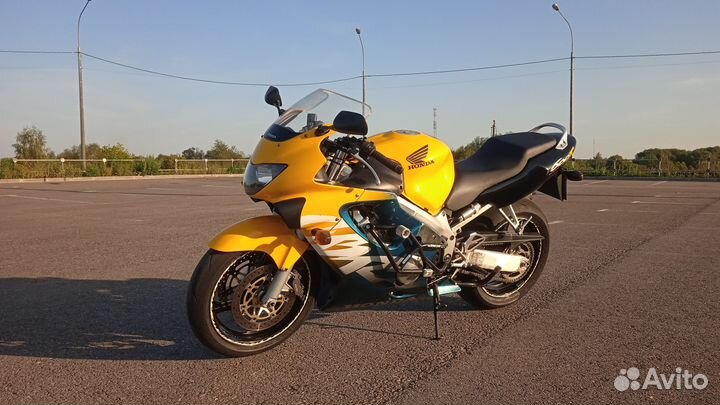 Honda CBR 600f4