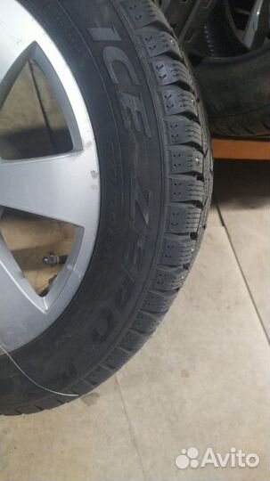 R16 Pirelli Ice Zero 205/55, PCD 5x110 DIA 15