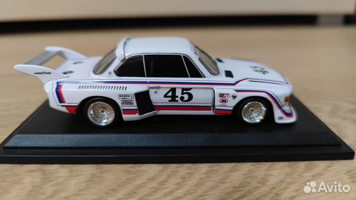 Модель 1/43 1975 BMW 3.5CSL M-Smart