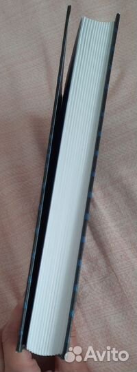 Книга Женщина в окне