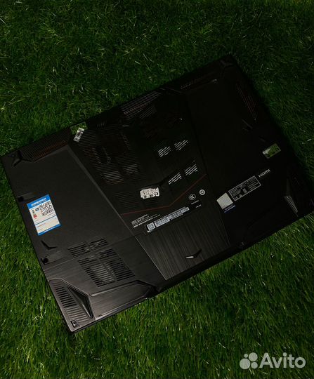 Игровой ноутбук MSI