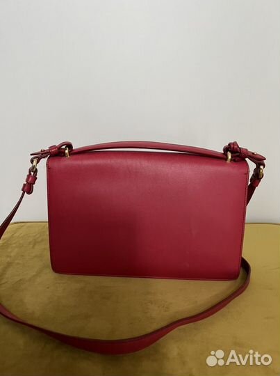 Сумка Salvatore Ferragamo красного цвета