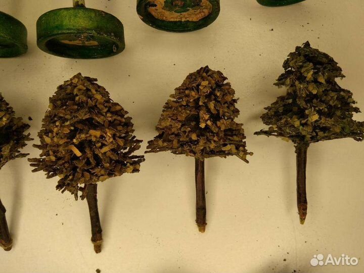 Железная дорога 16мм Лиственные деревья ГДР 26шт