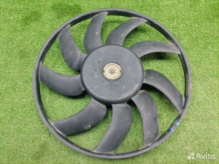 Вентилятор радиатора Audi Q3 8UB cczc 2013