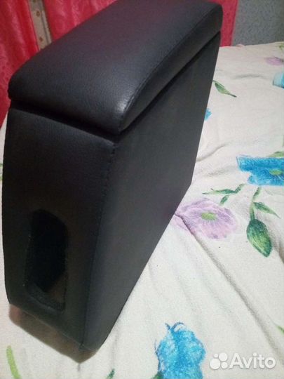 Подлокотник гранта -Калина