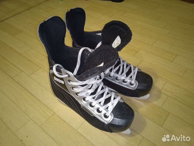 Коньки хоккейные