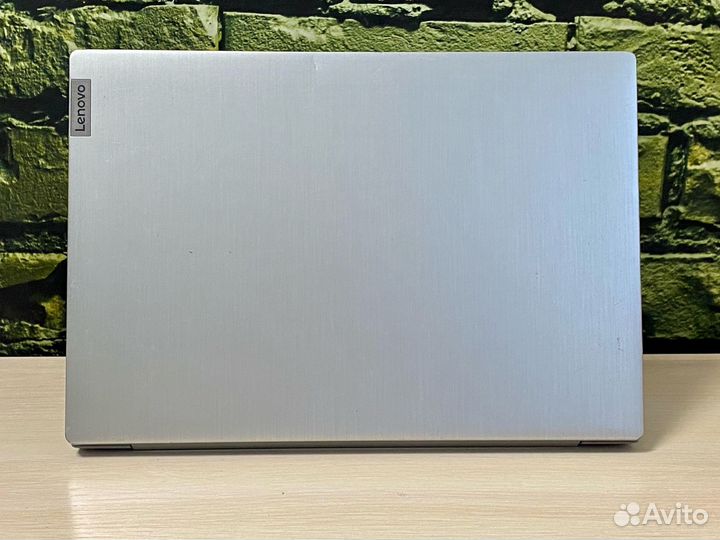 Ноутбук Lenovo IdeaPad 3