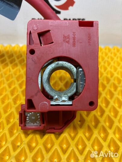 Плюсовой провод аккумулятора клемма Bmw X5 E70 3.0