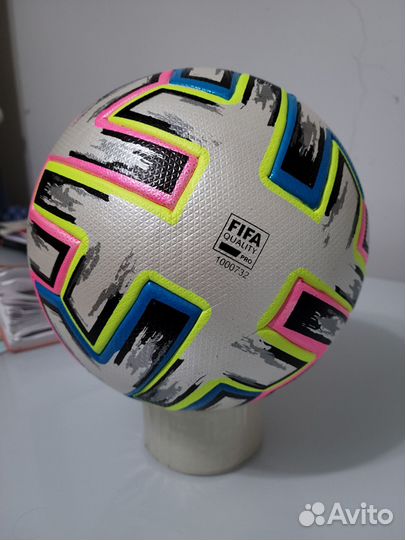 Футбольный мяч adidas новый