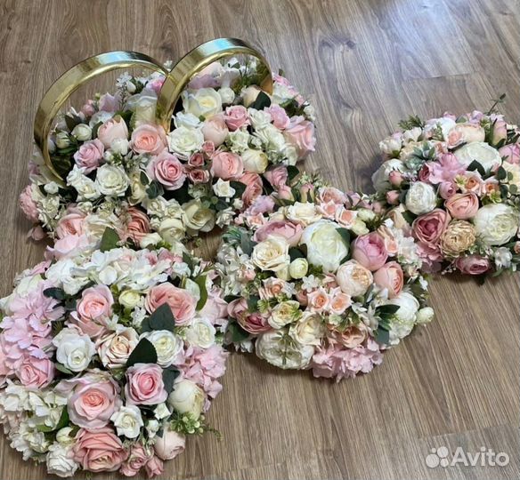 Свадебные украшения для автомобиля (машины)