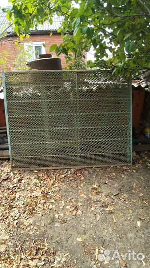 Продаю заборные секции