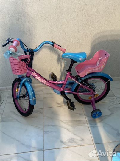 Велосипед для девочки 4-7 лет