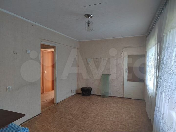 3-к. квартира, 50 м², 2/5 эт.