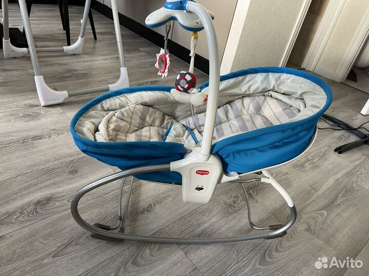 Шезлонг/люлька tiny love