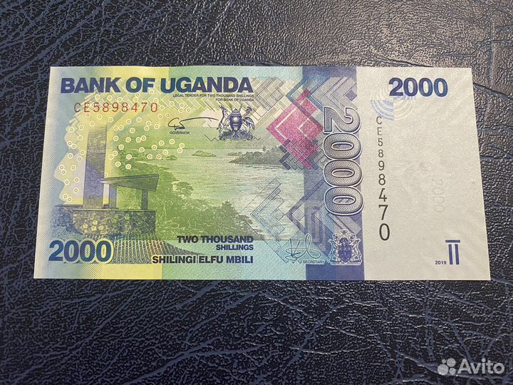 Банкнота Уганда 2000 шилингов 2010 UNC