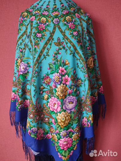 Павловопосадские платки из итальянской шерсти