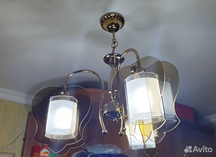 Люстра б\у