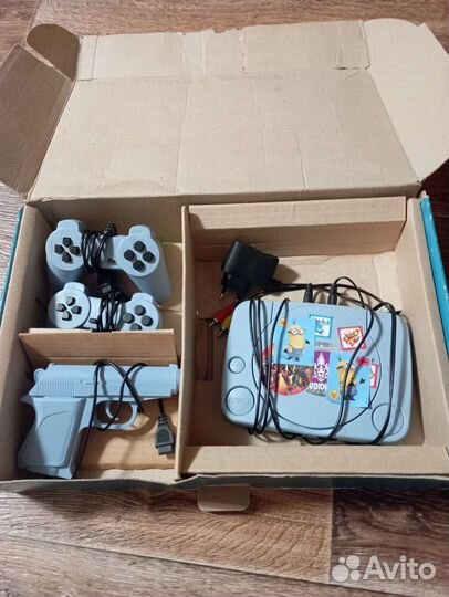 Игровая приставка