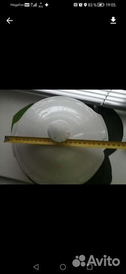 Фарфоровая супница