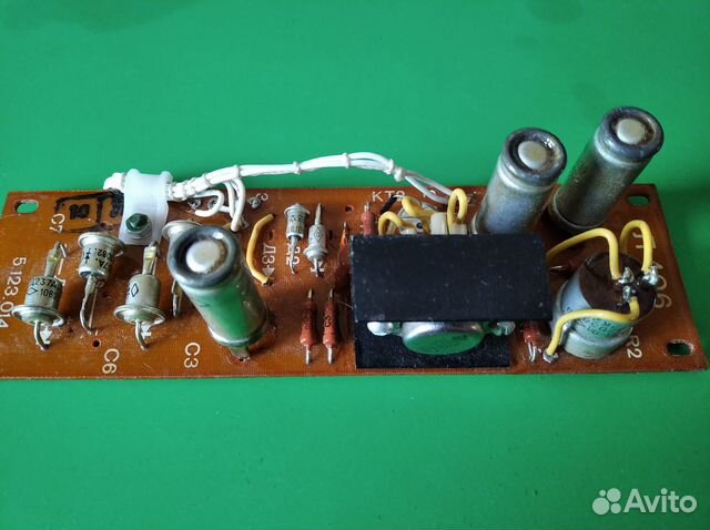 Плата стабилизатора напряжения на 27В,1А