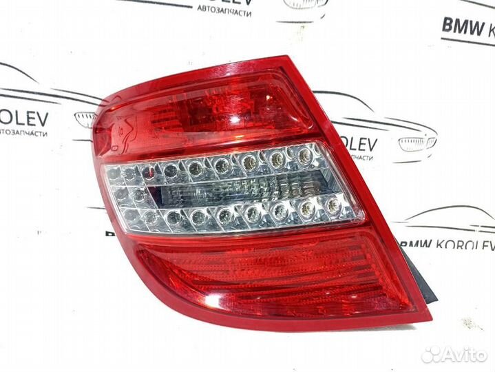 Фонарь задний левый mercedes benz W204 (2007-2015)