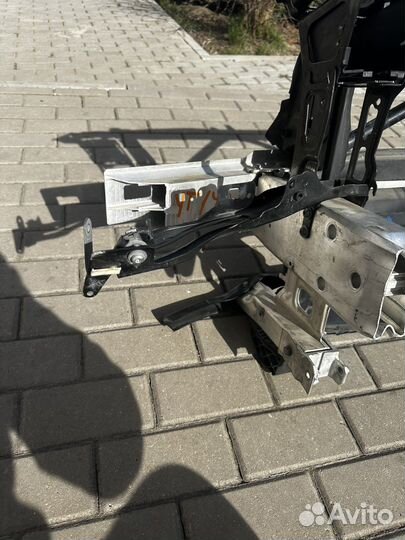 Передняя панель bmw f30