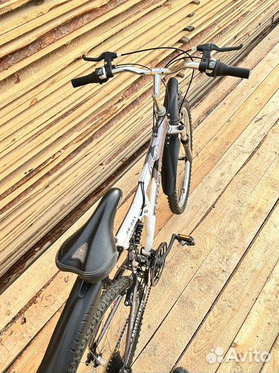 Велосипед Racer двухподвес