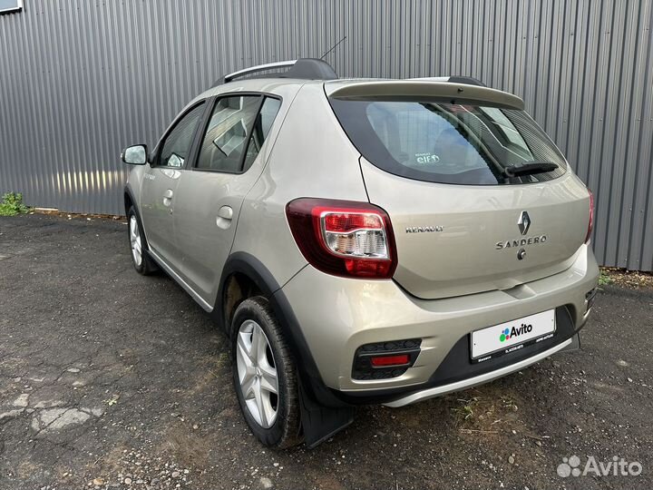 Renault Sandero Stepway 1.6 МТ, 2018, 17 000 км