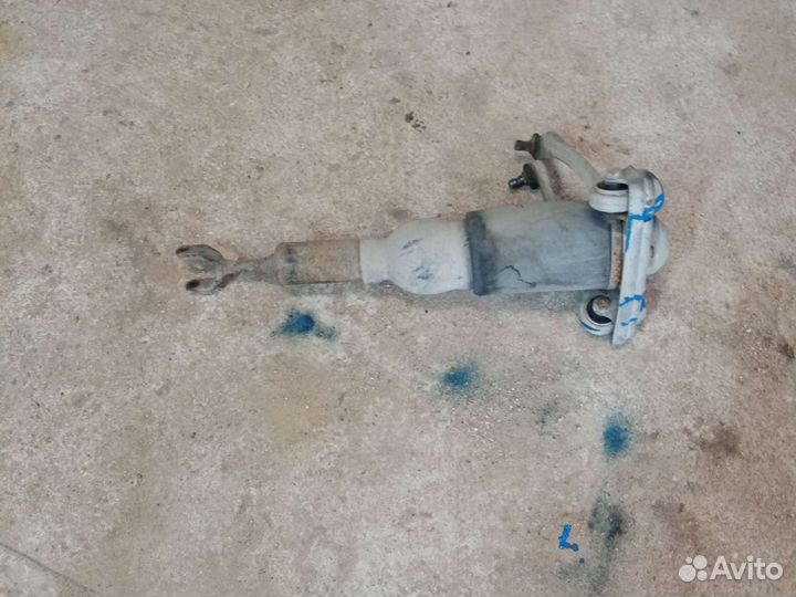 Стойка передняя правая audi A6 allroad C5 бу