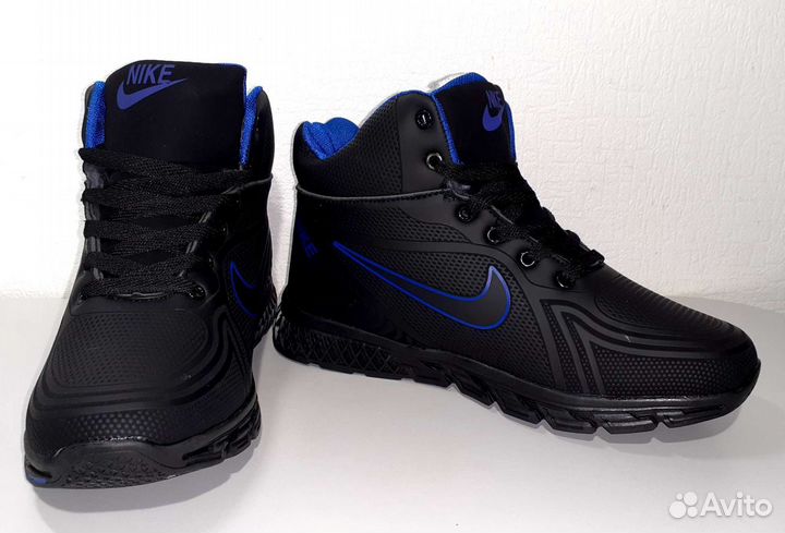 Кроссовки новые Nike