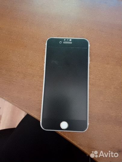 iPhone 7, 32 ГБ