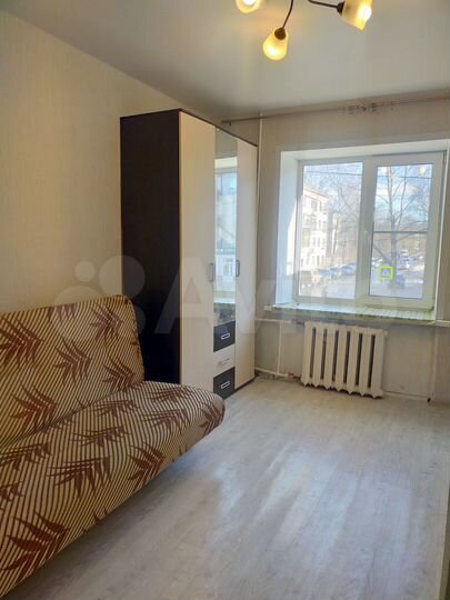 Комната 28 м² в 6-к., 2/5 эт.