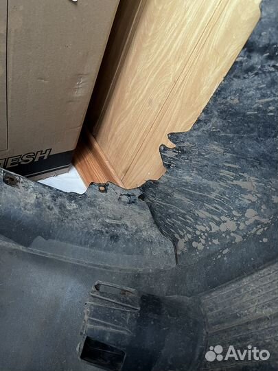 Продам бампер Nissan Almera G15