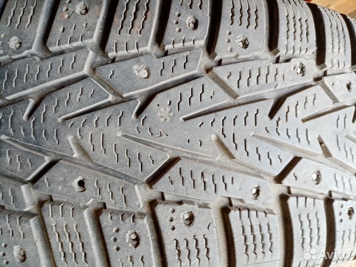 Nokian Tyres Hakkapeliitta 7 185/65 R15 92T