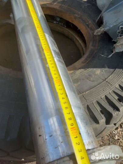 Палец стрелы Liebherr