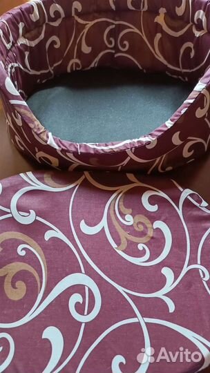 Лежанка для кошек