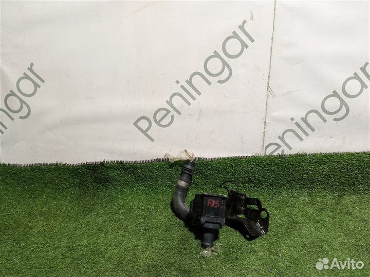 Помпа Audi Q5 FYB daxb 2018