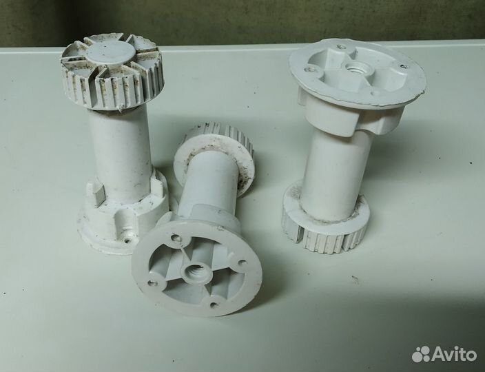 Регулируемые опоры пластиковые