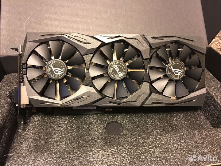 Asus ROG strix GTX 1070 8GB