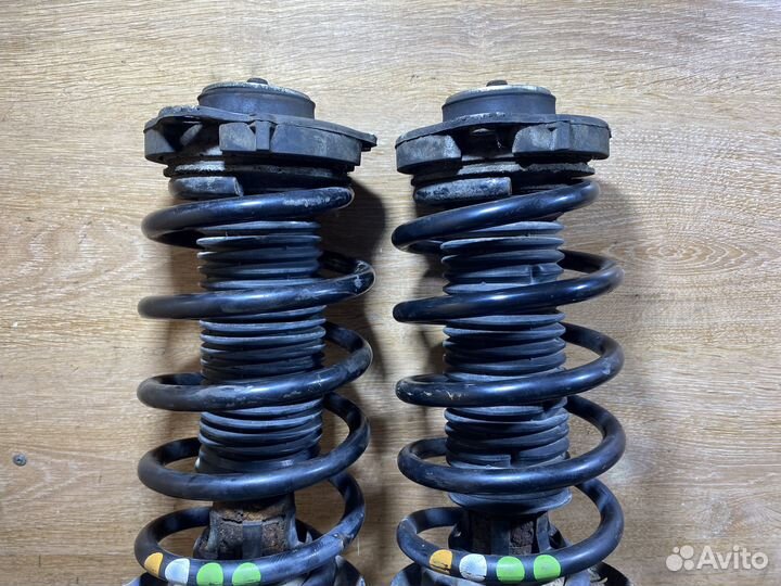 Комплект передних стоек Volkswagen Caddy 3 ST227